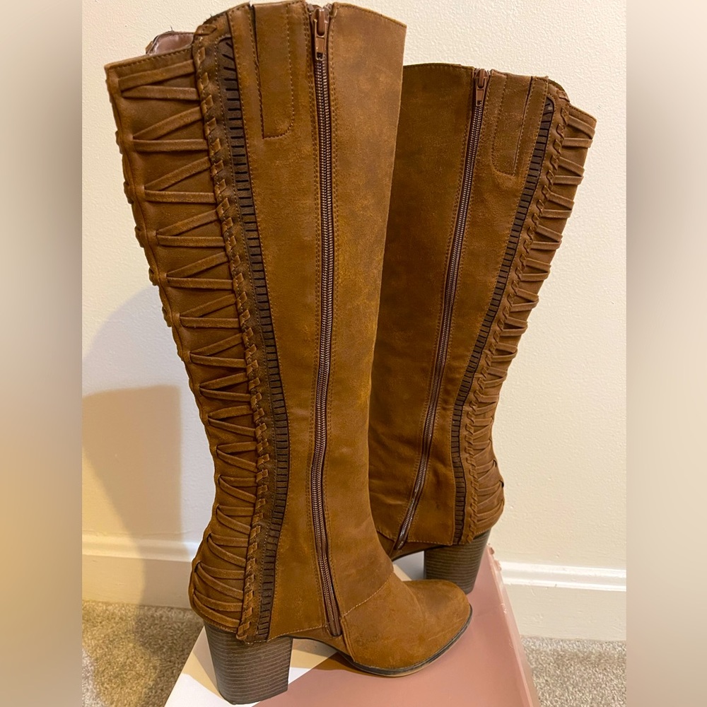 Women’s Knee High Boots Size 10M Fergalicious Tender, Cognac